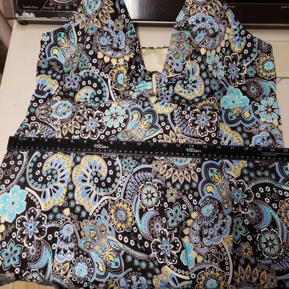 It Figures! Women's Floral Padded One Piece Bathing Suit Sz 26 W PO Excellent - Picture 3 of 14